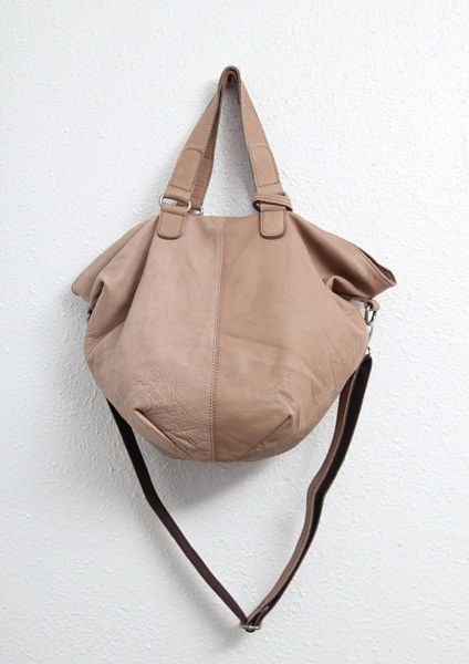 Botta leather bag 186200 -> 149000