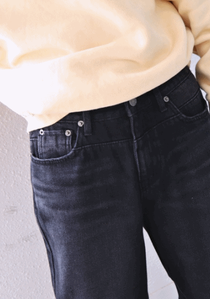 Sale-Comfortable incision span black jeans-Inside brushed-Medium 65800-->44800