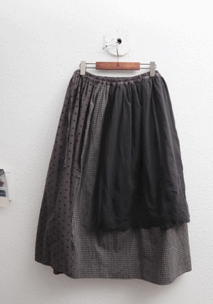 Lace color skirt