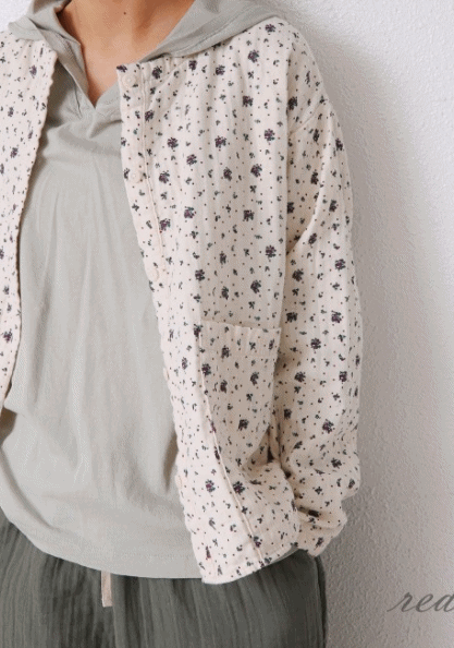 It is a small flower cotton cardigan-4 Color-3 medium support group