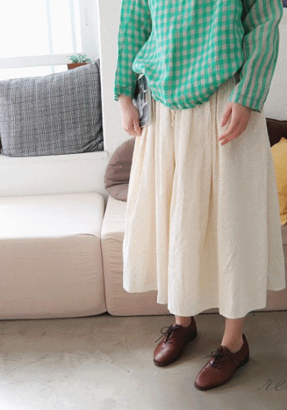 Embroidery Eyelet Skirt-3Color