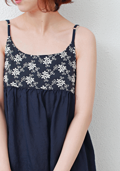 Sale-embroidered eyelet linen dress-Navy 73400-->57800