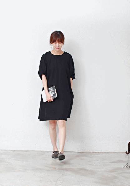 Sale-Simple puff dress-Black 75800-->56800
