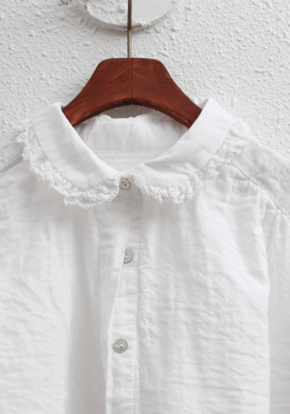 Round collar lace cotton blouse - 2Color