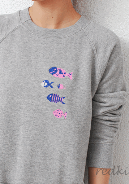 Fish embroidery tee-2Color