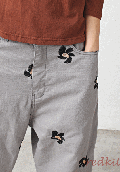 embroidered flower pants