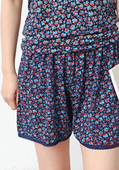 Lace Flower Shorts-2Color